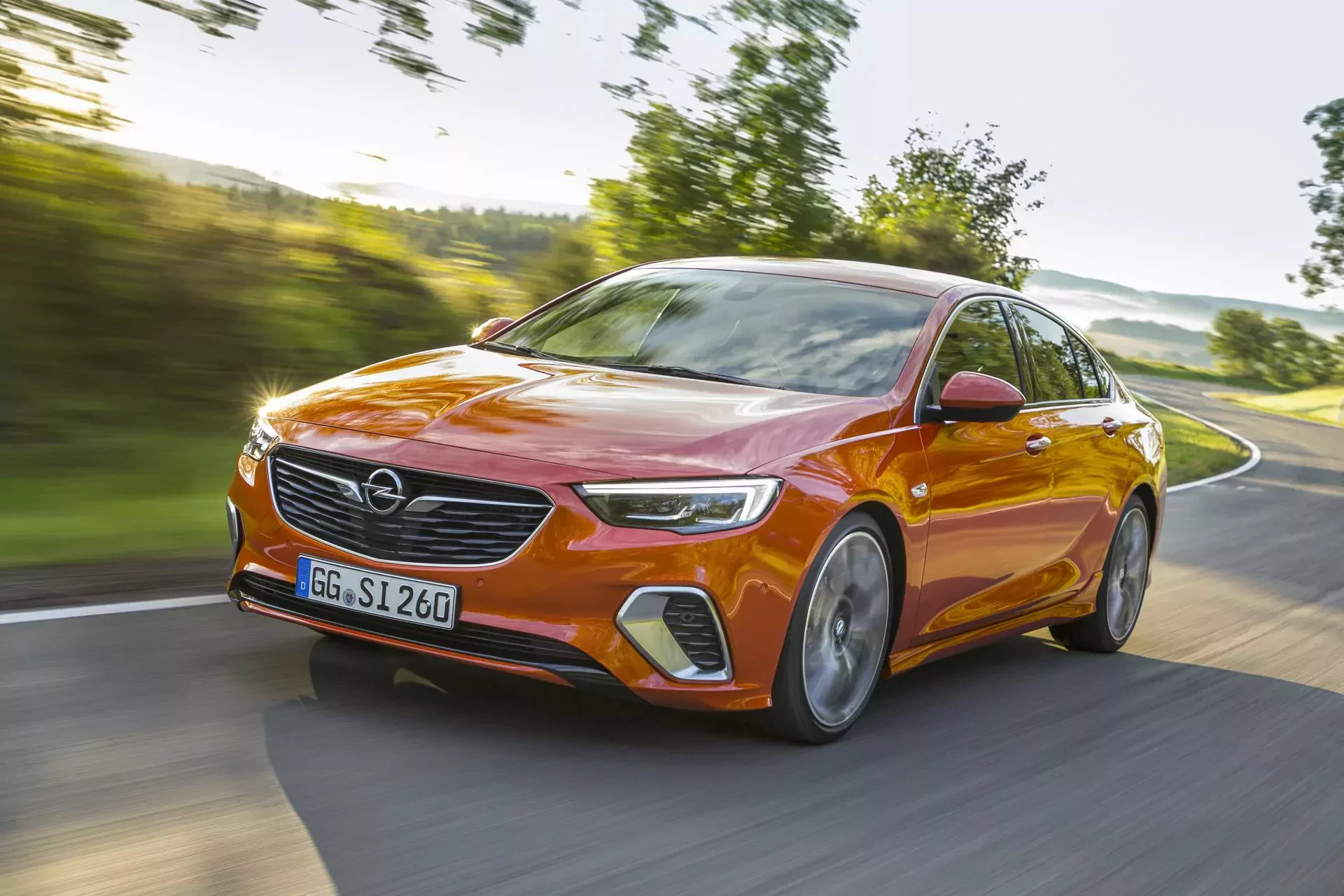 Opel Insignia ceny silniki spalanie awarie osiągi moc opinie oceny