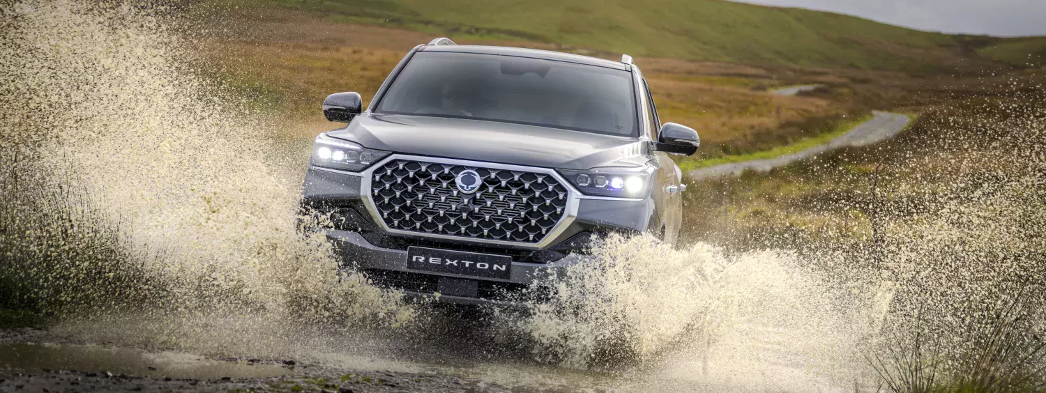 SUV KGM Rexton