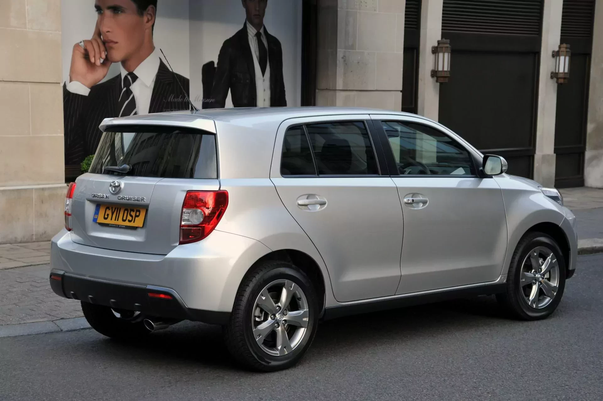 Toyota Urban Cruiser cena opinie spalanie silnik moc osiągi oceny