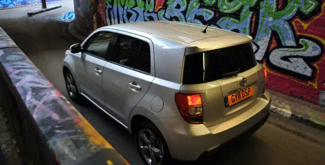 Toyota Urban Cruiser cena opinie spalanie silnik moc osiągi oceny