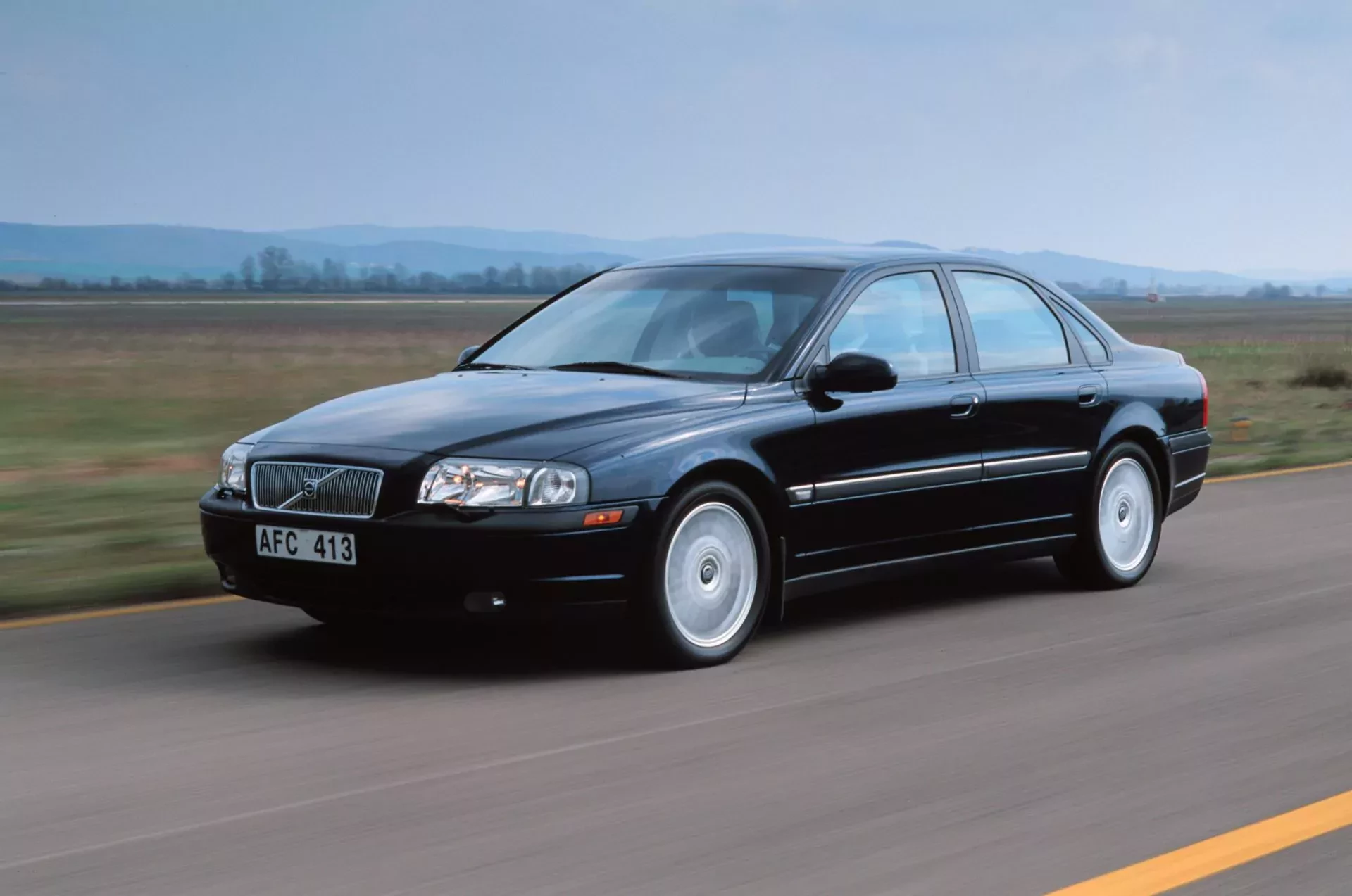 Volvo S80 silniki silnik cena ceny spalanie moc osiągi benzyna diesel używane przebieg