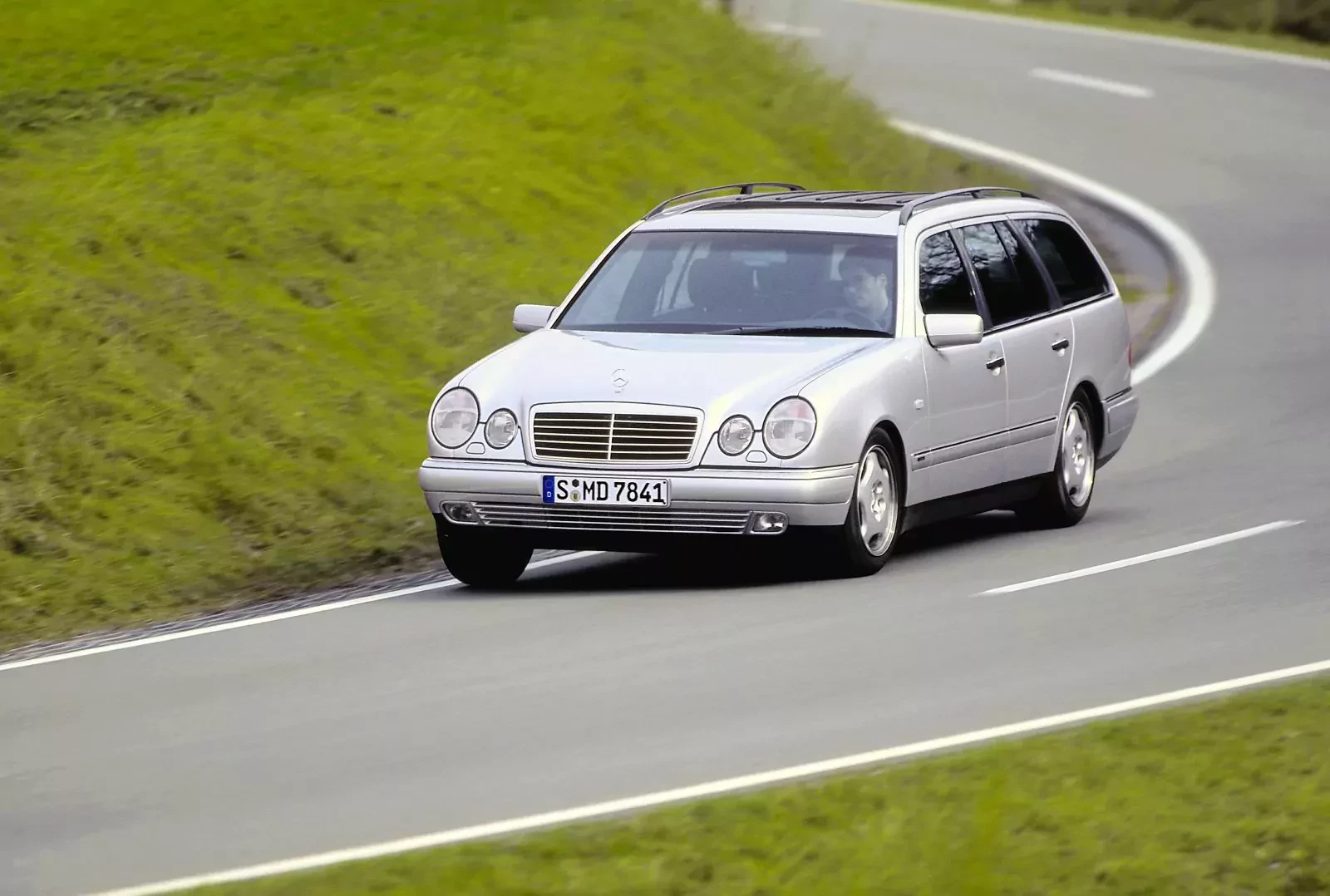 mercedes-benz-uzywana-e-klasa