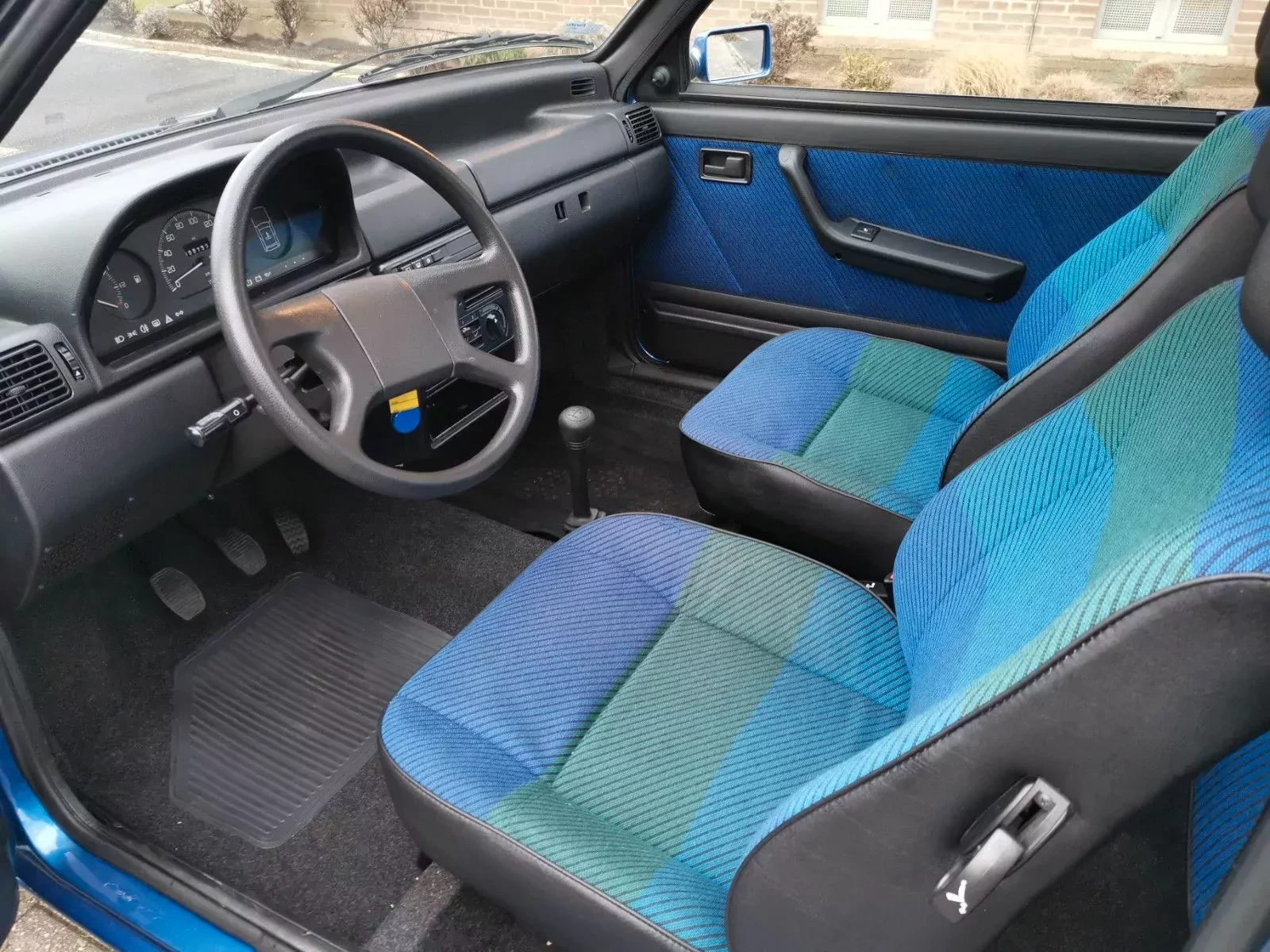 pachnacy-nowoscia-fiat-uno