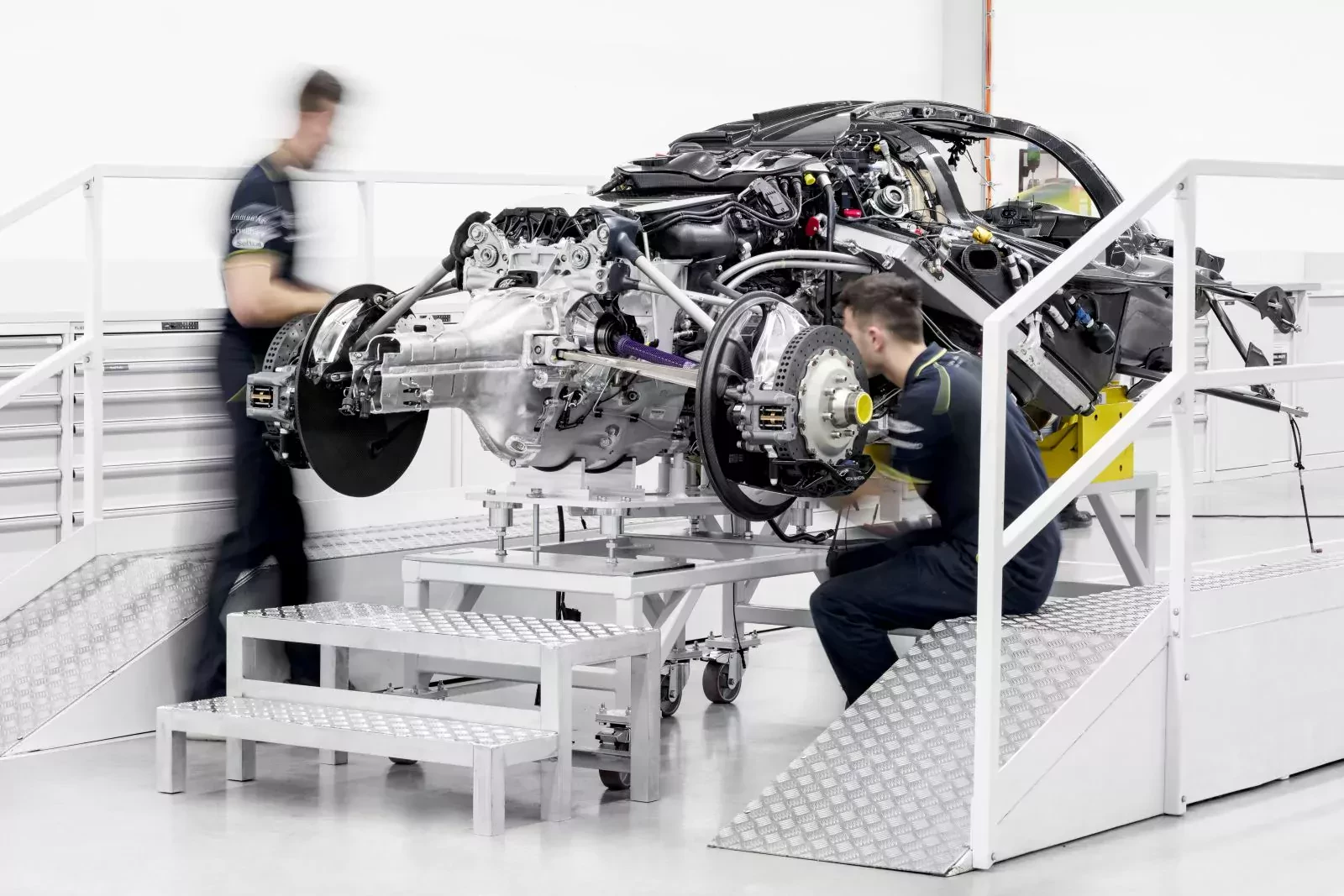 silnik-spalinowy-cosworth-zakaz-2035