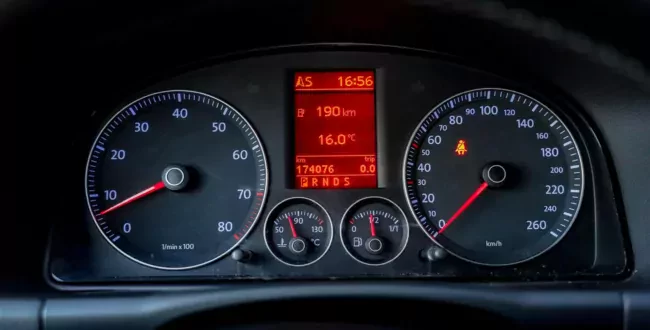 volkswagen-touran-r36