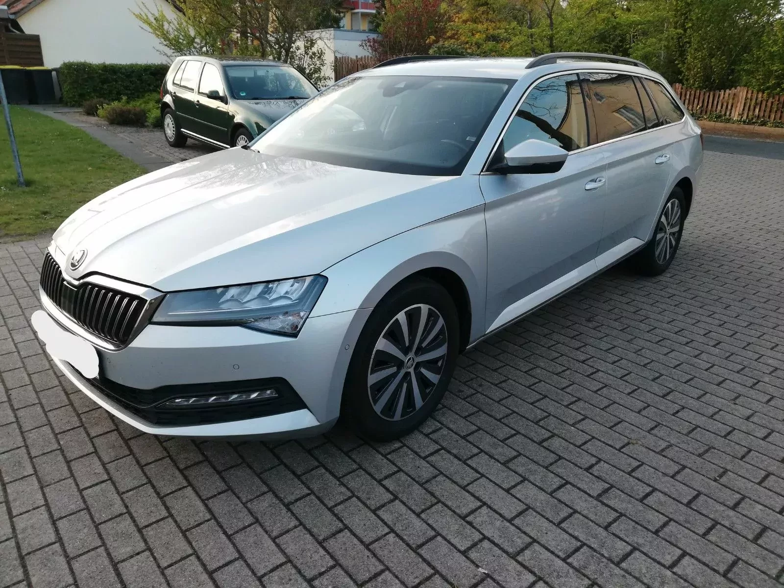 2-letnia-skoda-superb-diesel