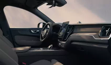 Volvo XC60 wnętrze