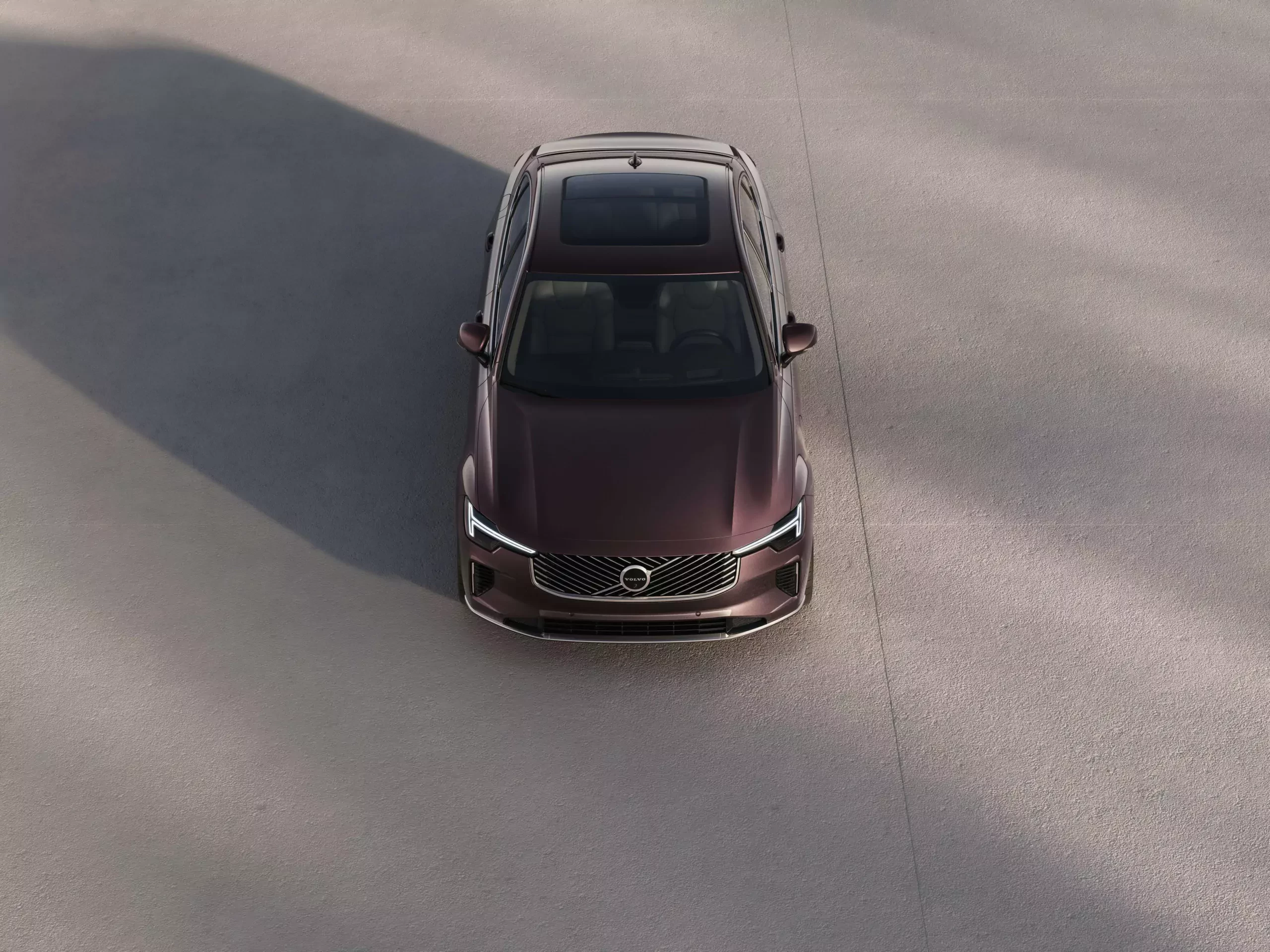 Refreshed Volvo S90 exterior