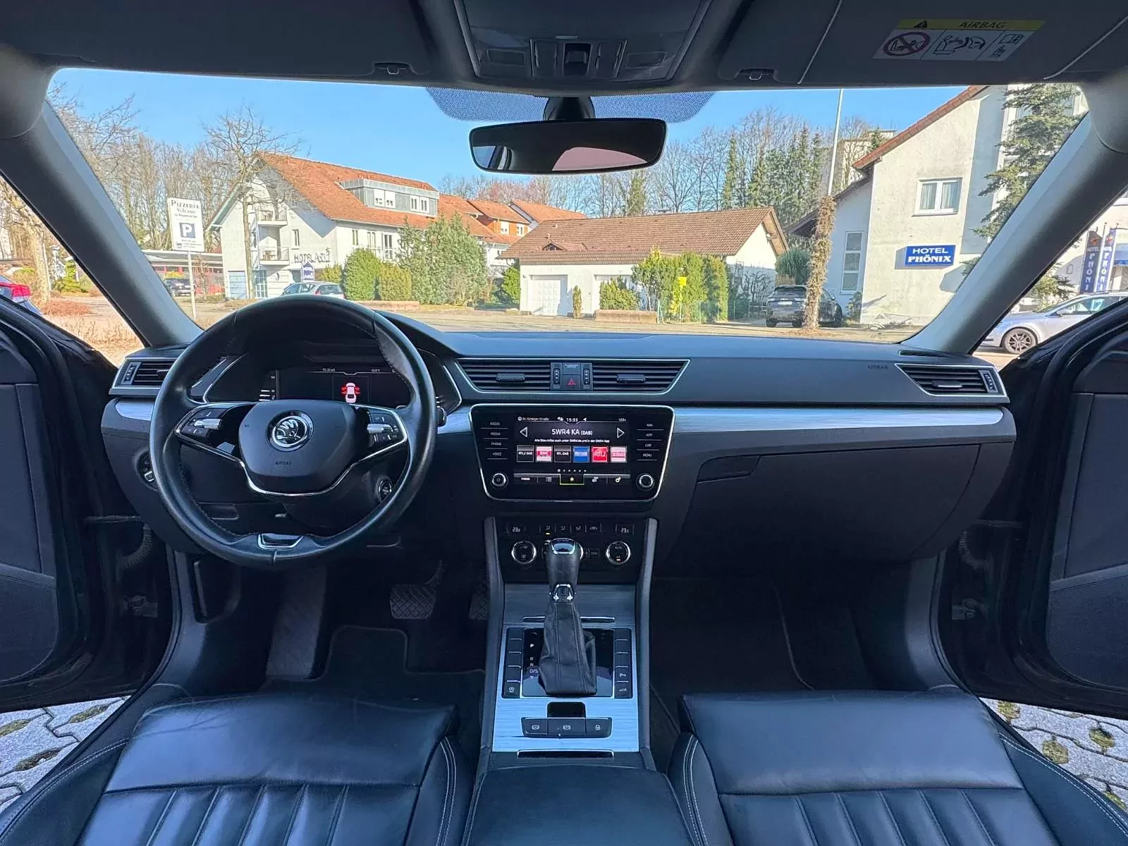 4-letnia-skoda-superb-tdi
