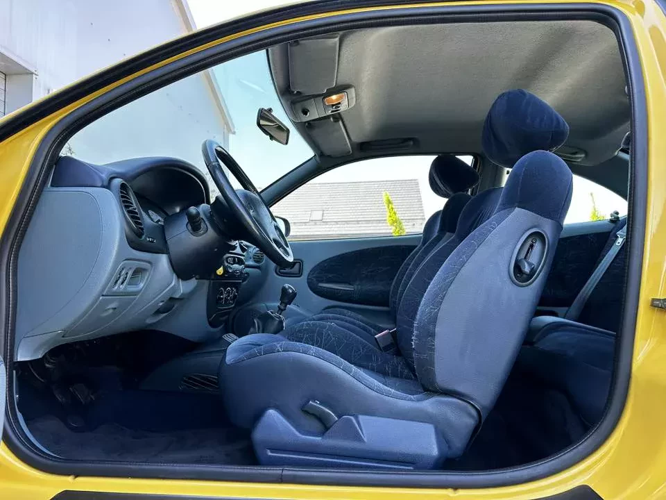 Renault Megane Coupe 2.0 16V F7R