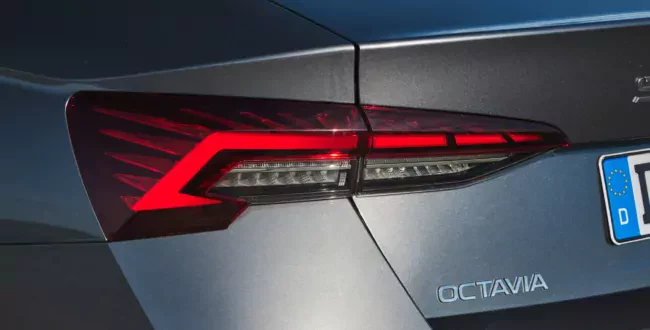 Skoda Octavia tylna lampa LED