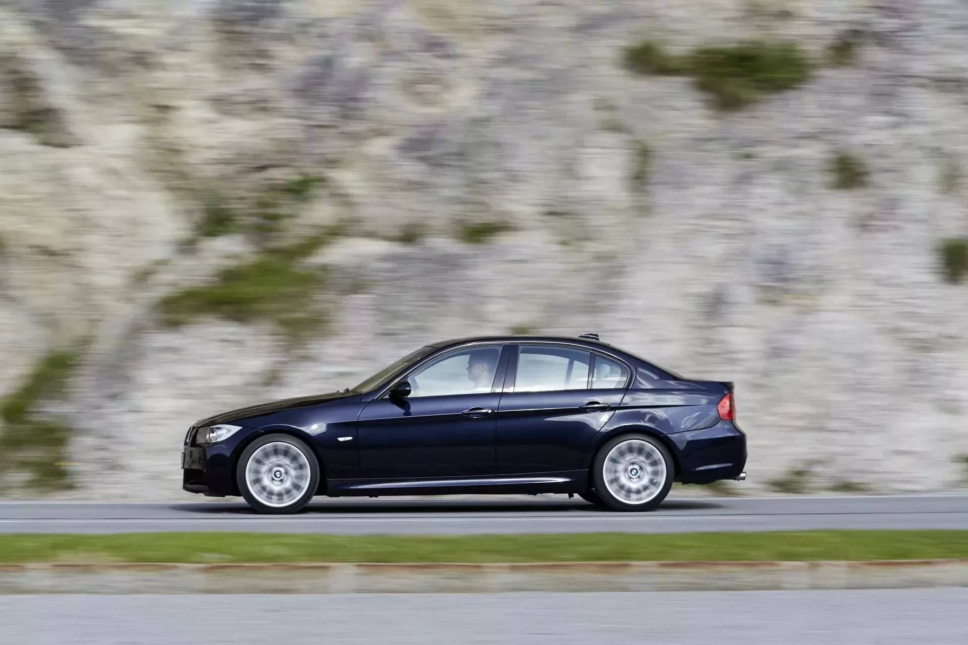 BMW Seria Serii 3 E90 E91 E92 E93 cena ceny silniki silnik moc spalanie otomoto używane