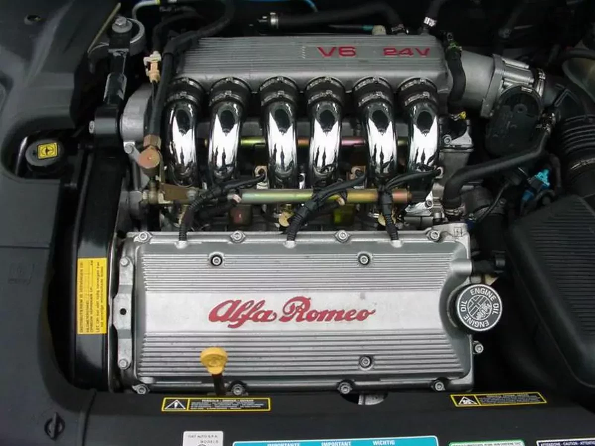 Alfa Romeo 166 silnik cena spalanie moc osiagi używane otomoto