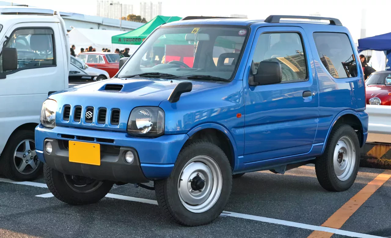 Suzuki Jimny silnik moc terenowy samochód cena spalanie osiagi napęd