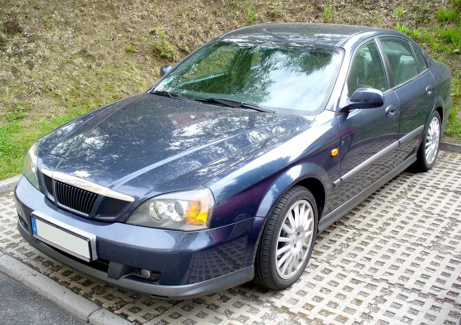 Chevrolet Evanda Daewoo Evanda Magnus cena silnik spalanie używany otomoto