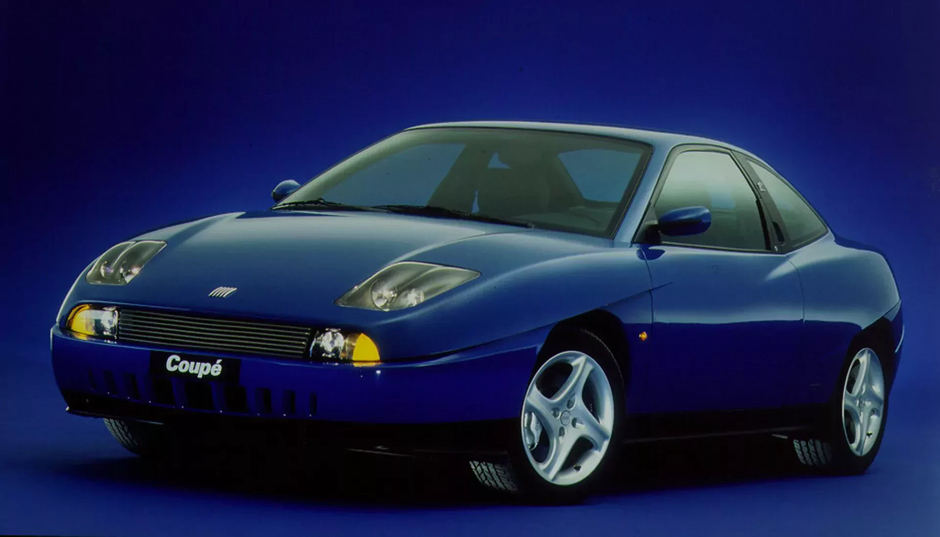 Fiat Coupe silnik cena spalanie moc klasyk Ferrari otomoto używane olx