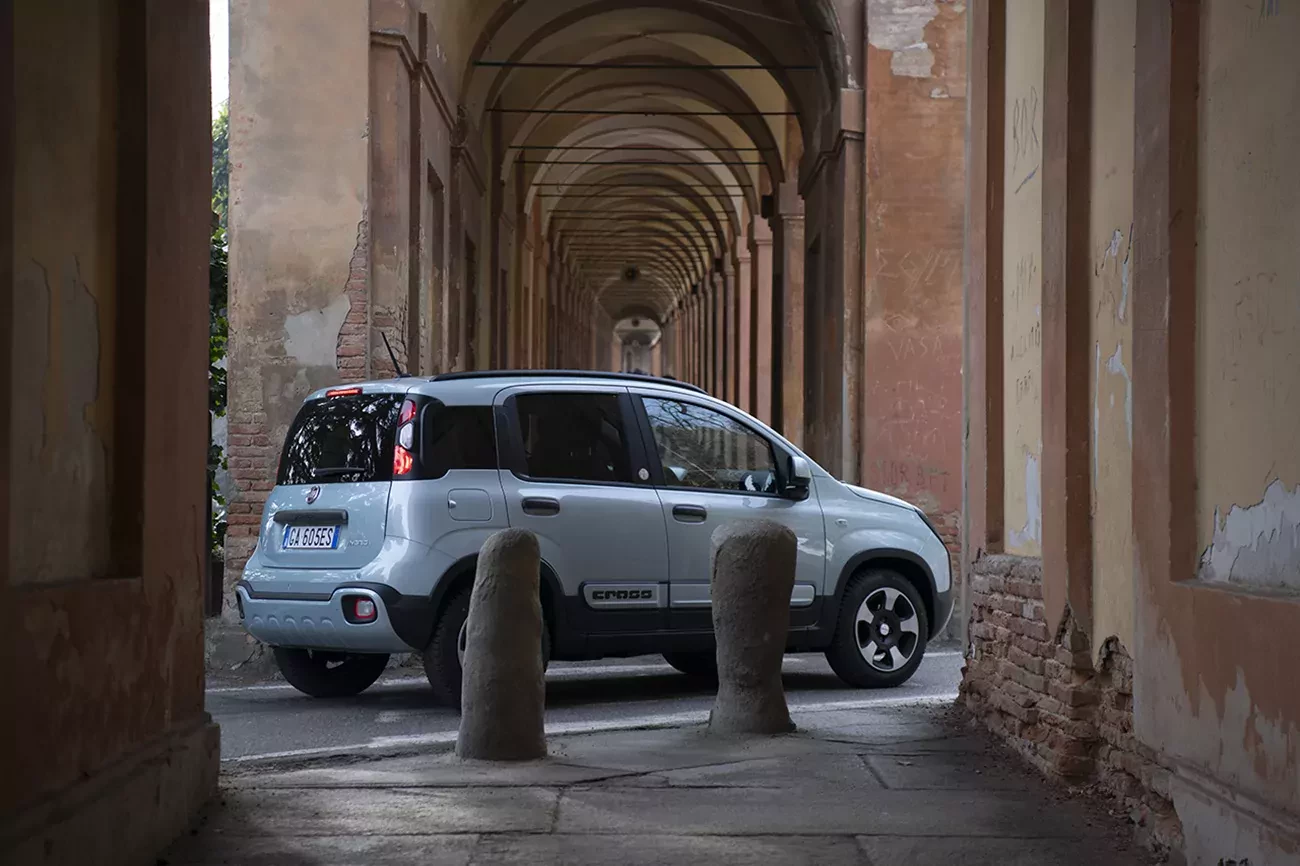 Tani jak Dacia Fiat Panda Hybrid jest w sam raz na ograniczony budżet