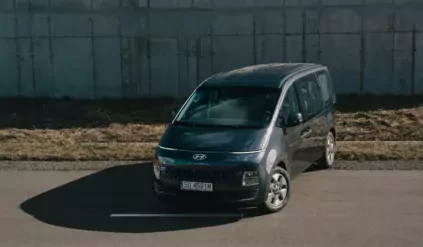 Hyundai Staria