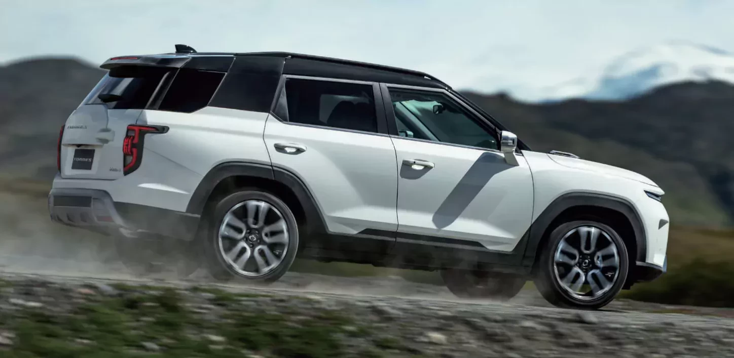 KGM Torres 4x4 SUV