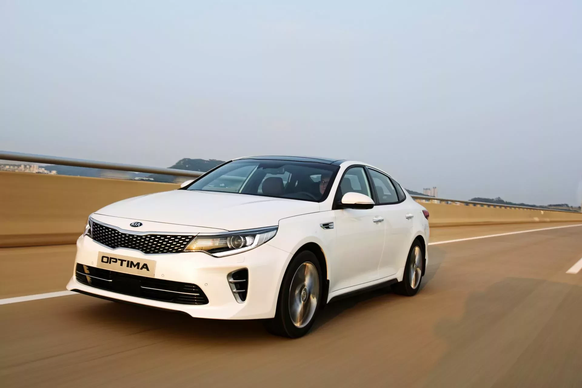 Kia Optima silnik cena spalanie moc osiągi ceny używane rocznik otomoto