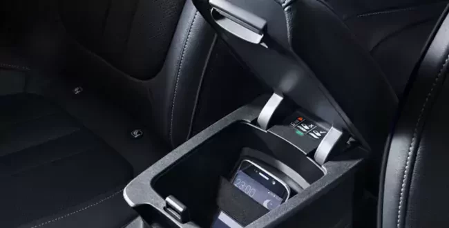 SUV opel_grandland_wireless-charging_