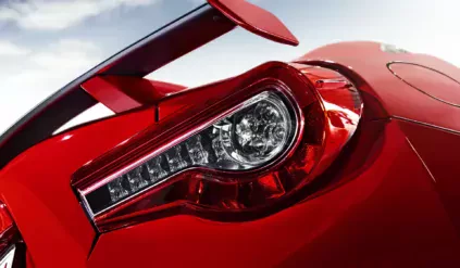 Toyota GT86 cena silnik spalanie moc osiągi używana oceny opinie