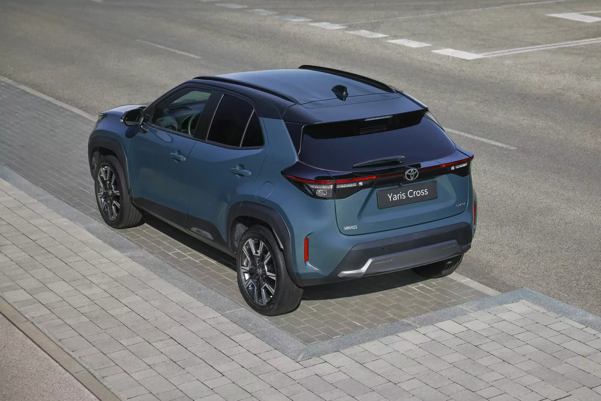 Toyota Yaris Cross sprzedaż ceny cena wyniki sprzedaży