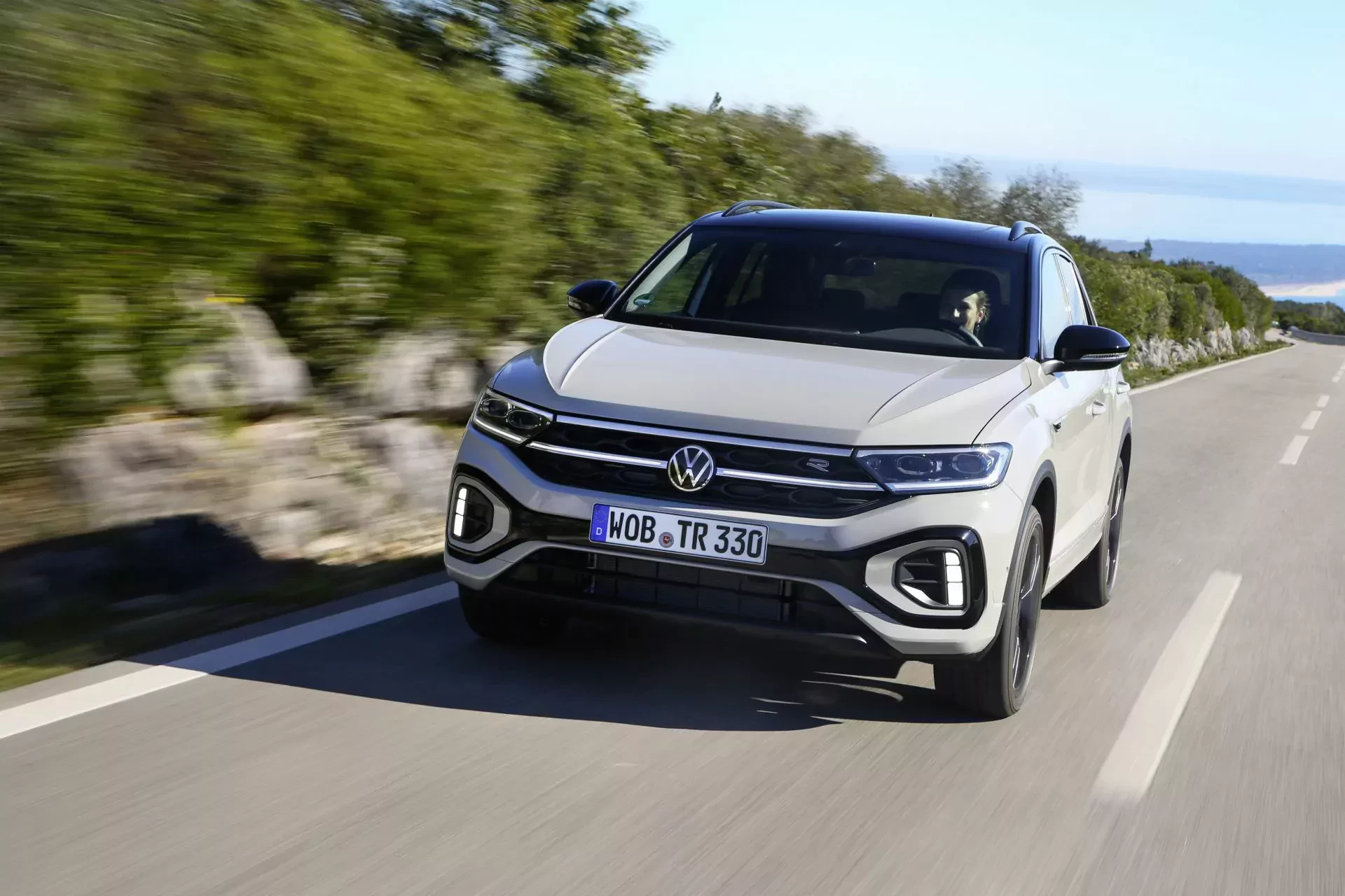 Volkswagen T-Roc silnik cena spalanie SUV wyniki sprzedaży moc