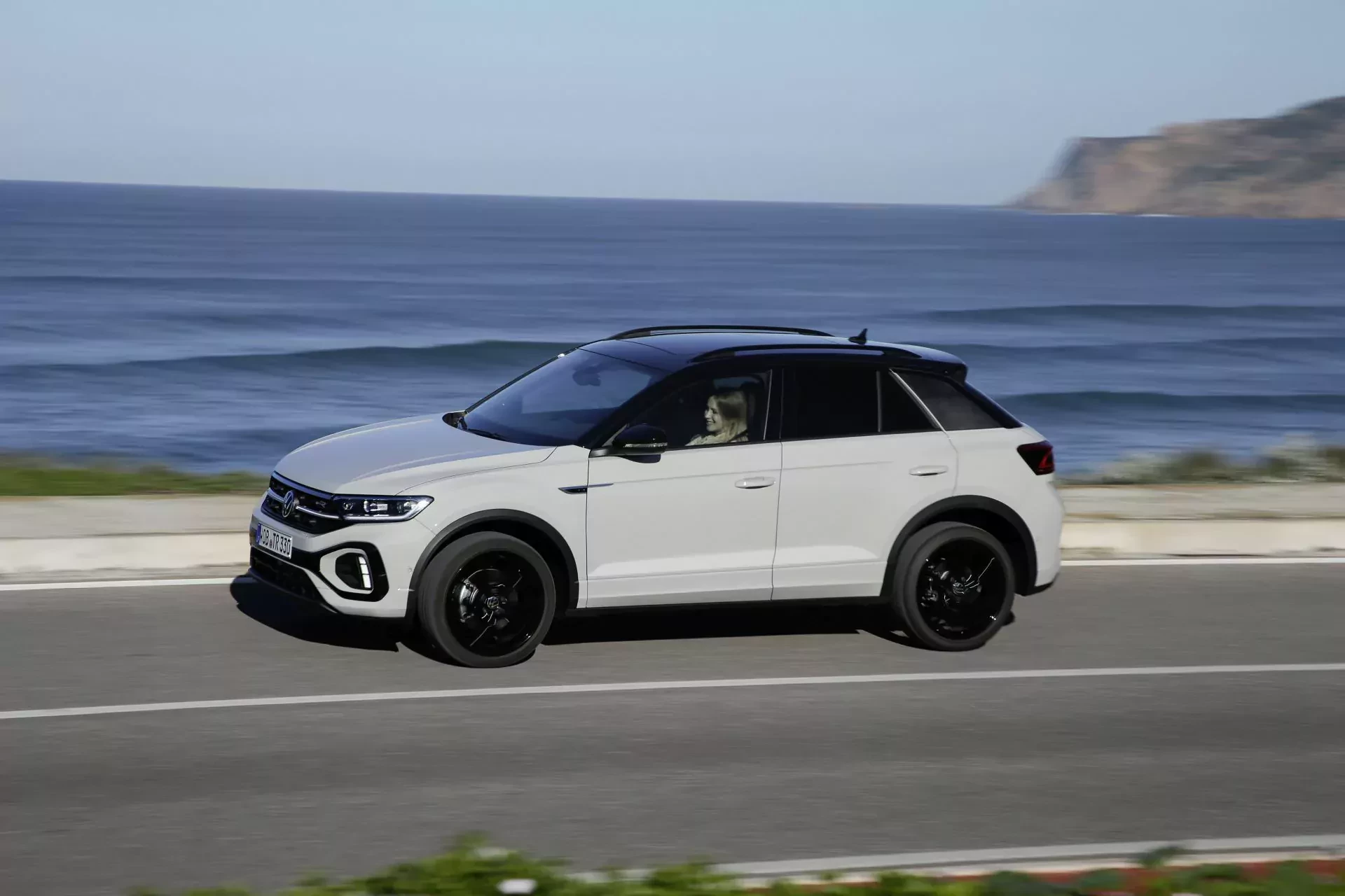 Volkswagen T-Roc silnik cena spalanie SUV wyniki sprzedaży moc