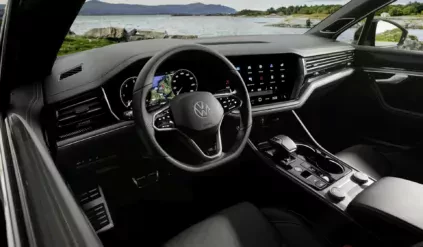 Volkswagen Touareg cena silnik spalanie moc Porsche ceny otomoto używany