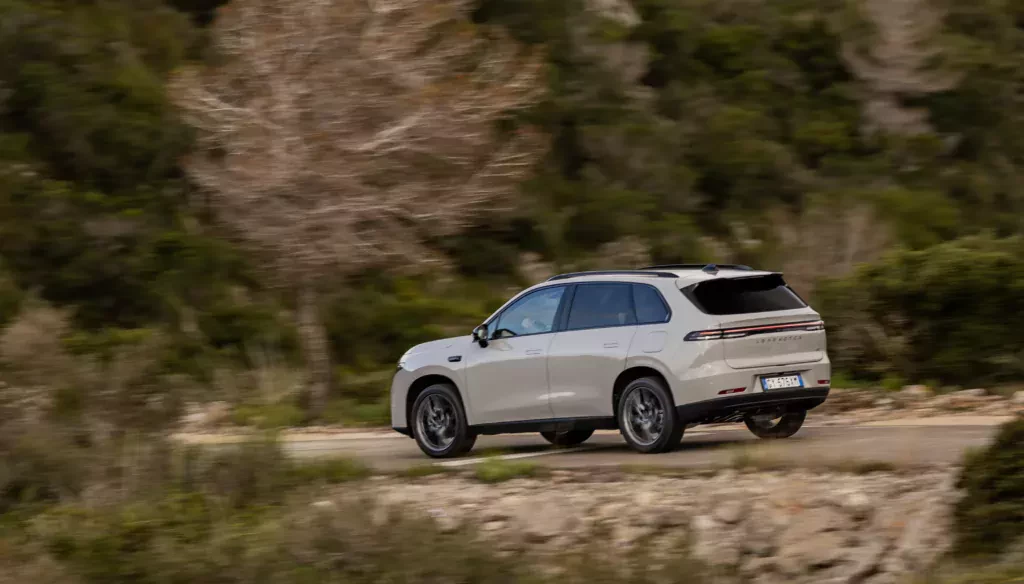 leapmotor-c10-reev-duzy-suv