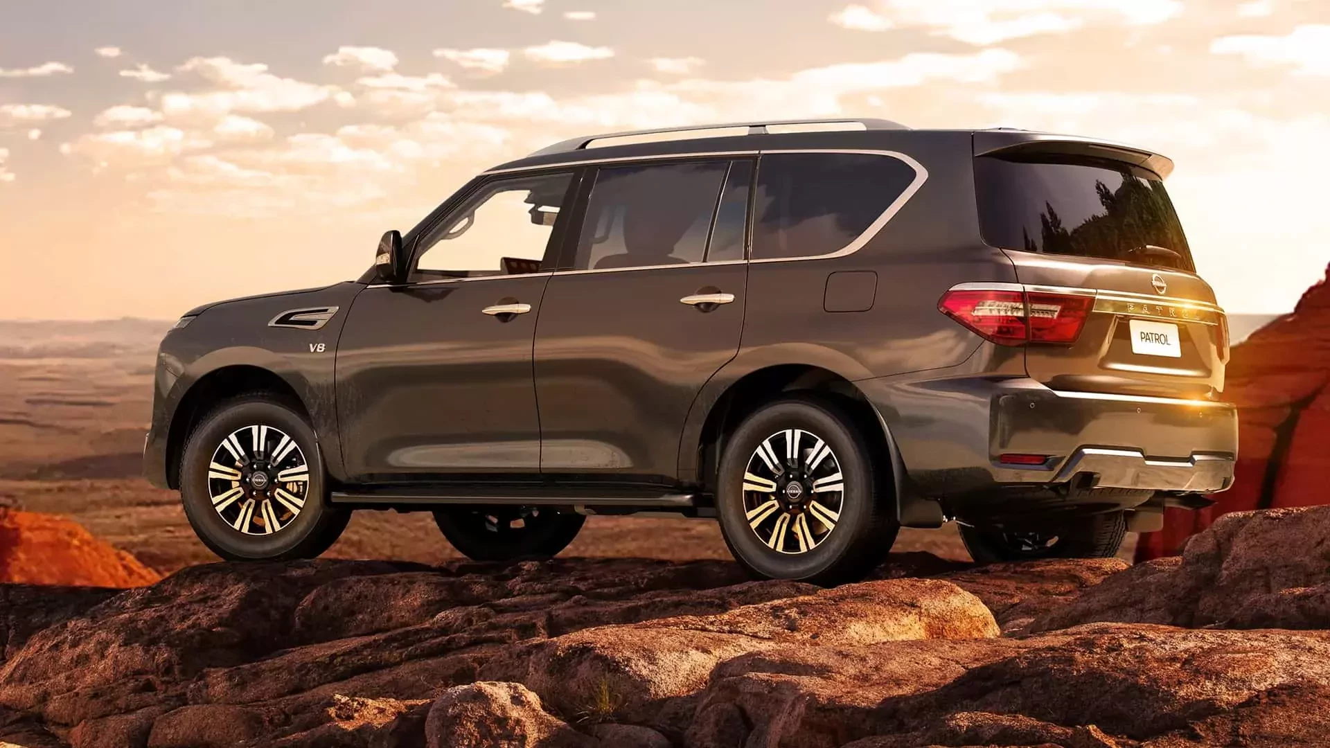 nissan-patrol-silnik-v8-australia