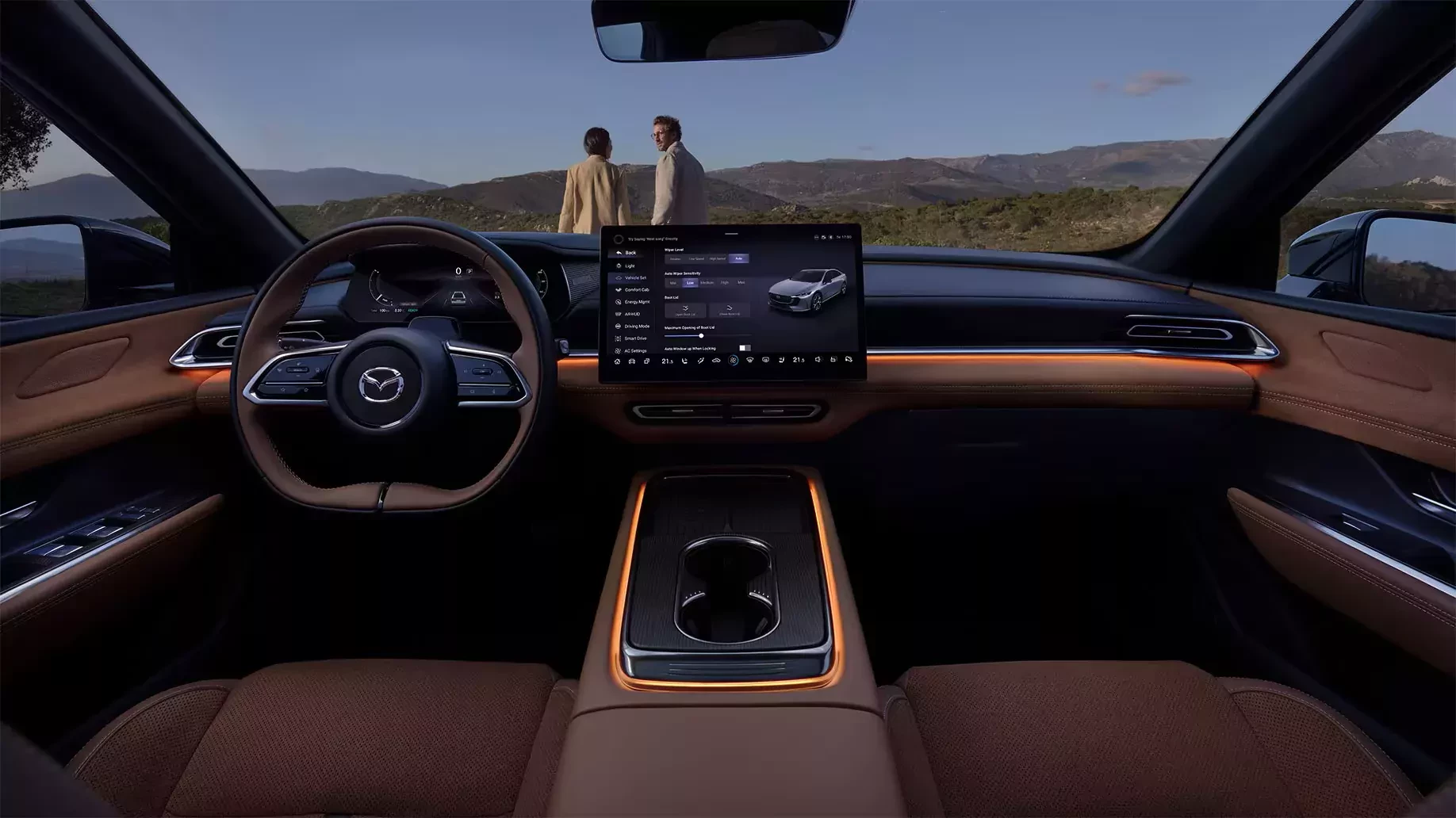 nowa mazda 6e z oświetleniem ambient