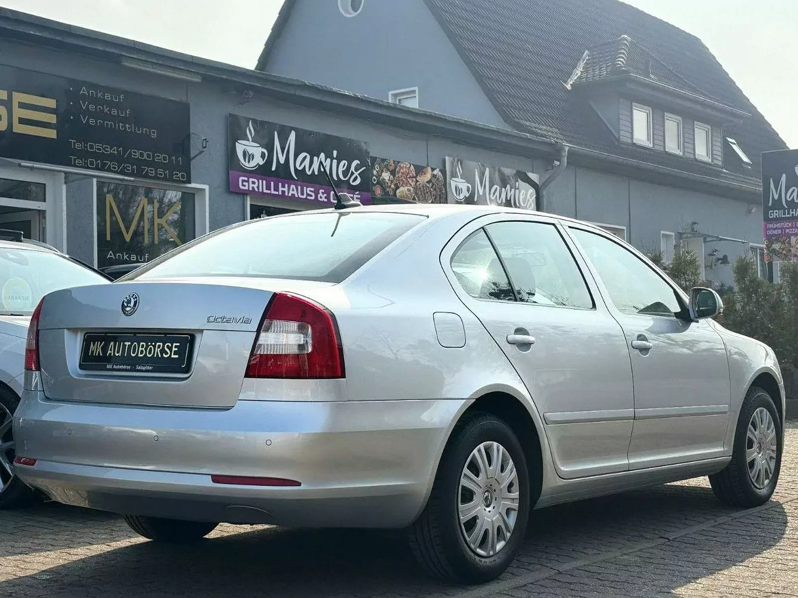 praktycznie-nowa-skoda-octavia