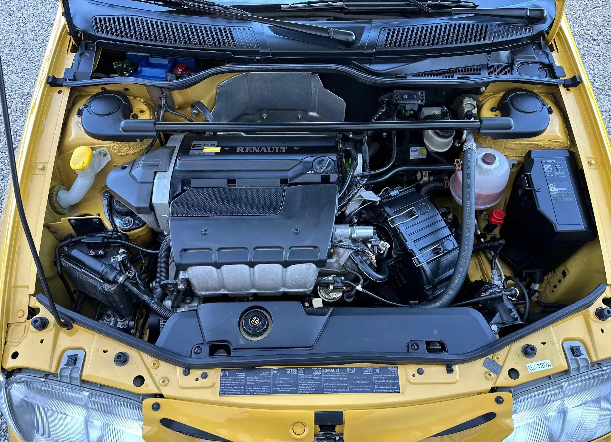 Renault Megane Coupe 2.0 16V F7R