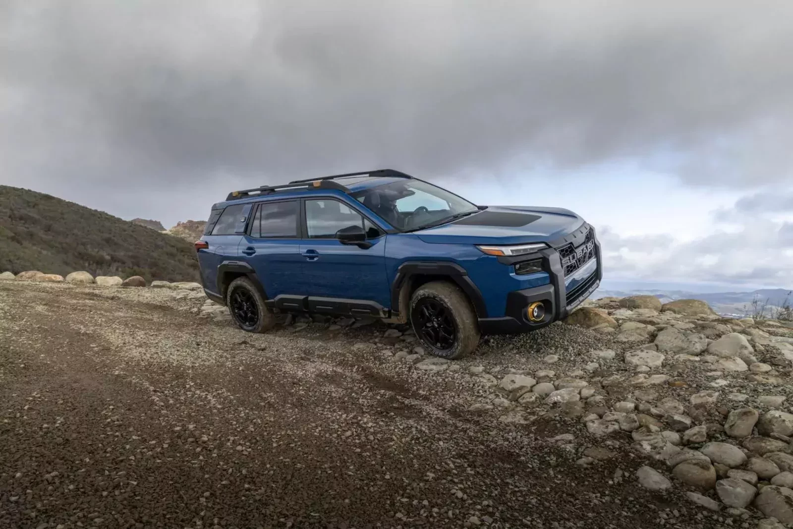 subaru-outback-kombi-suv