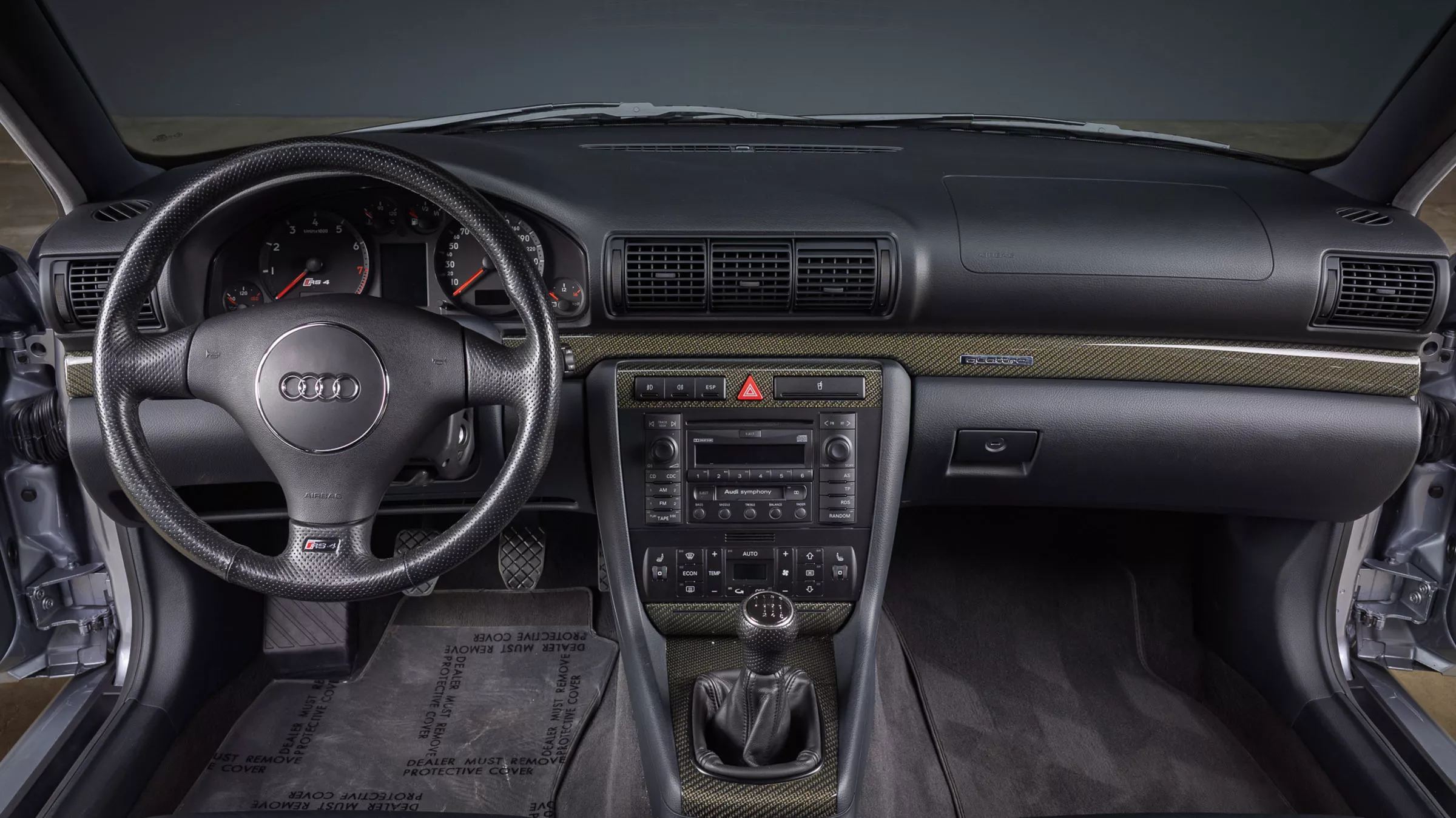 2002-Audi-RS4-exterior-00010