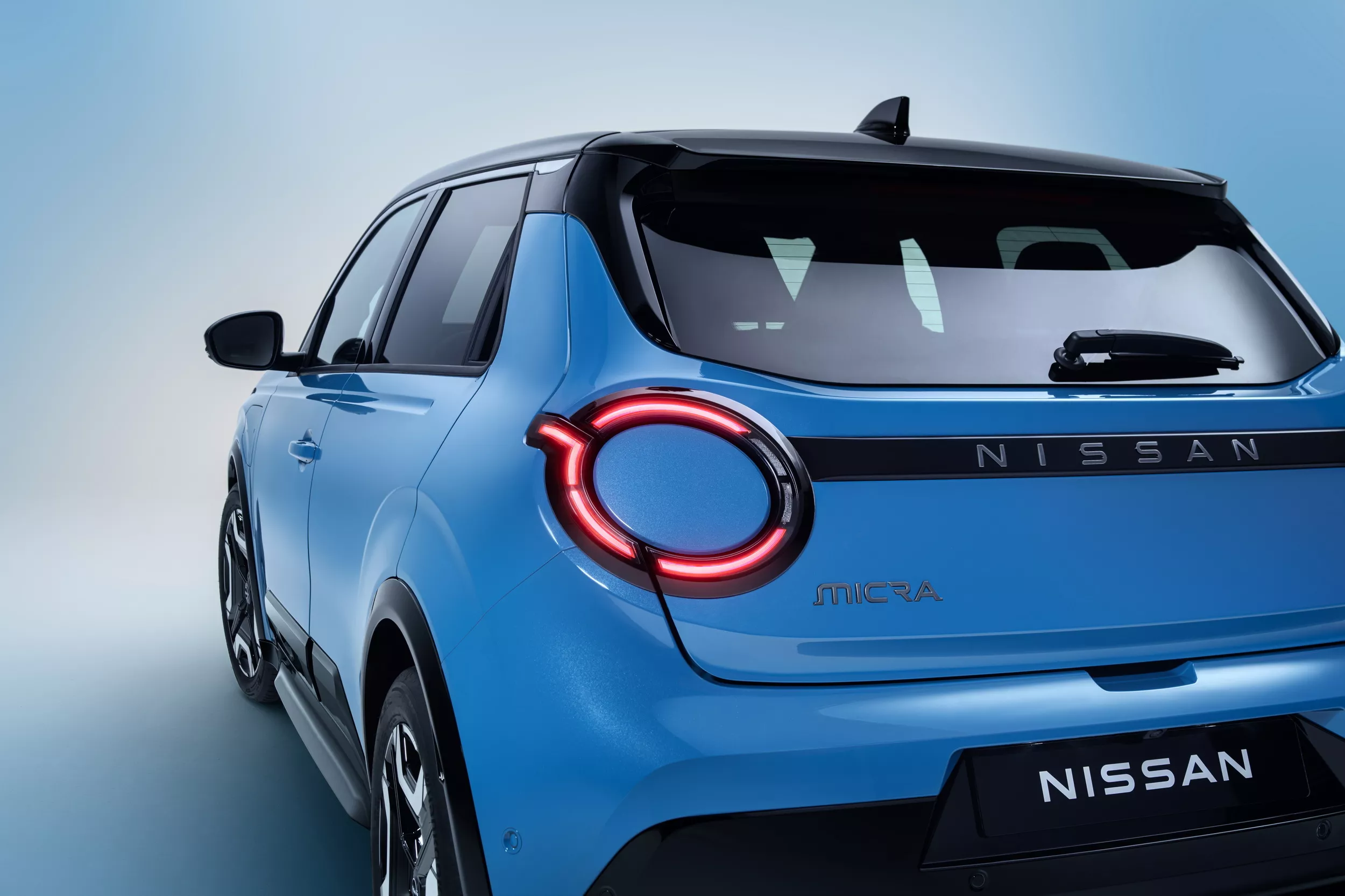 2025-Nissan-Micra-13