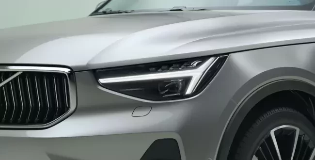 Volvo XC40 B4