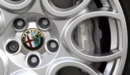 Alfa Romeo Brera silnik cena spalanie moc osiągi ceny używane