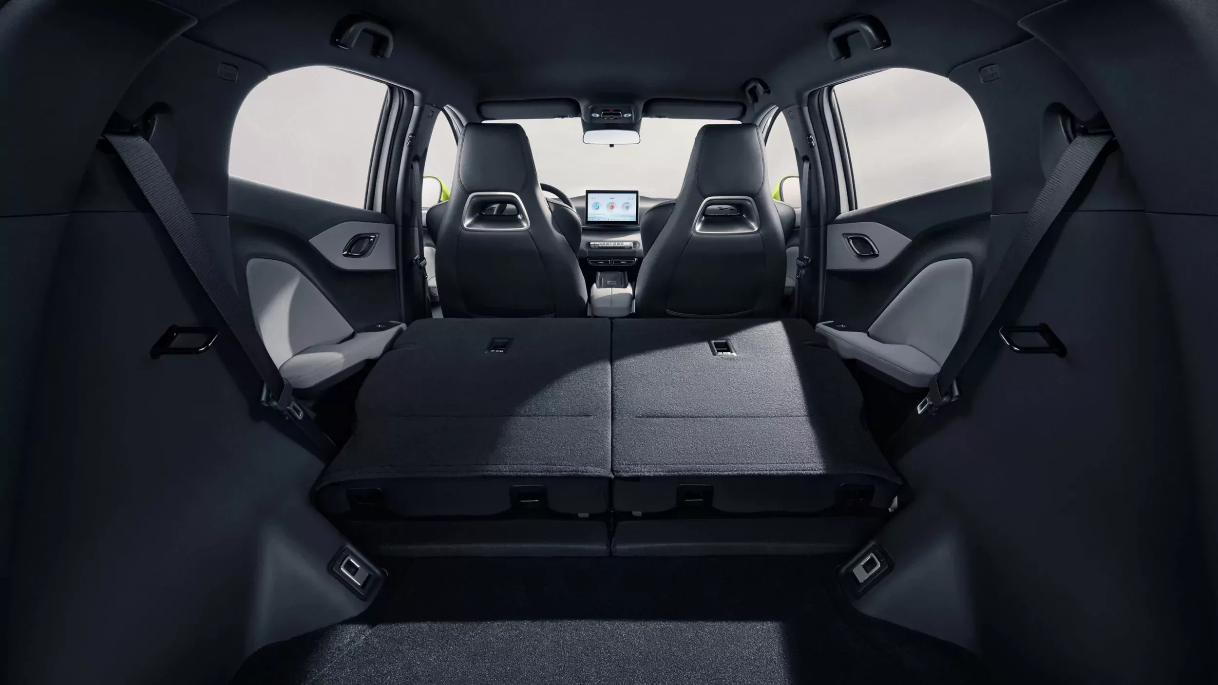 BYD Dolphin Surf przestrzeń bagażowa