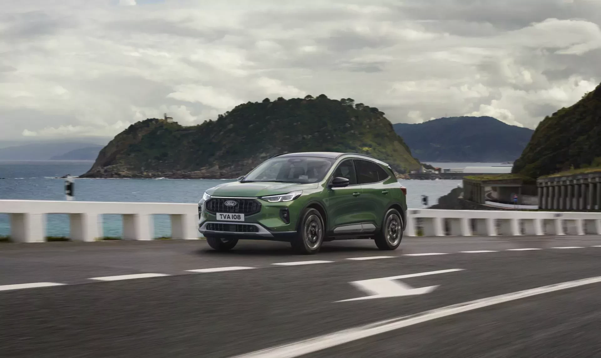 Ford Kuga silnik cena spalanie moc osiągi używany SUV