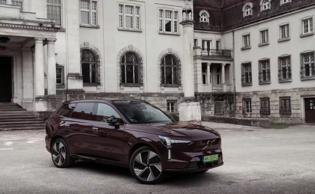 Volvo EX90