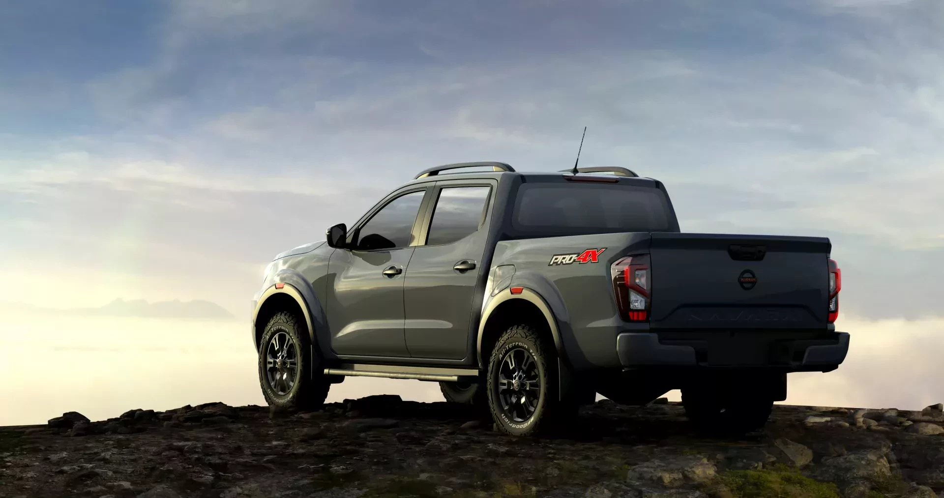 Nissan Navara silnik cena moc osiągi używany pickup ceny