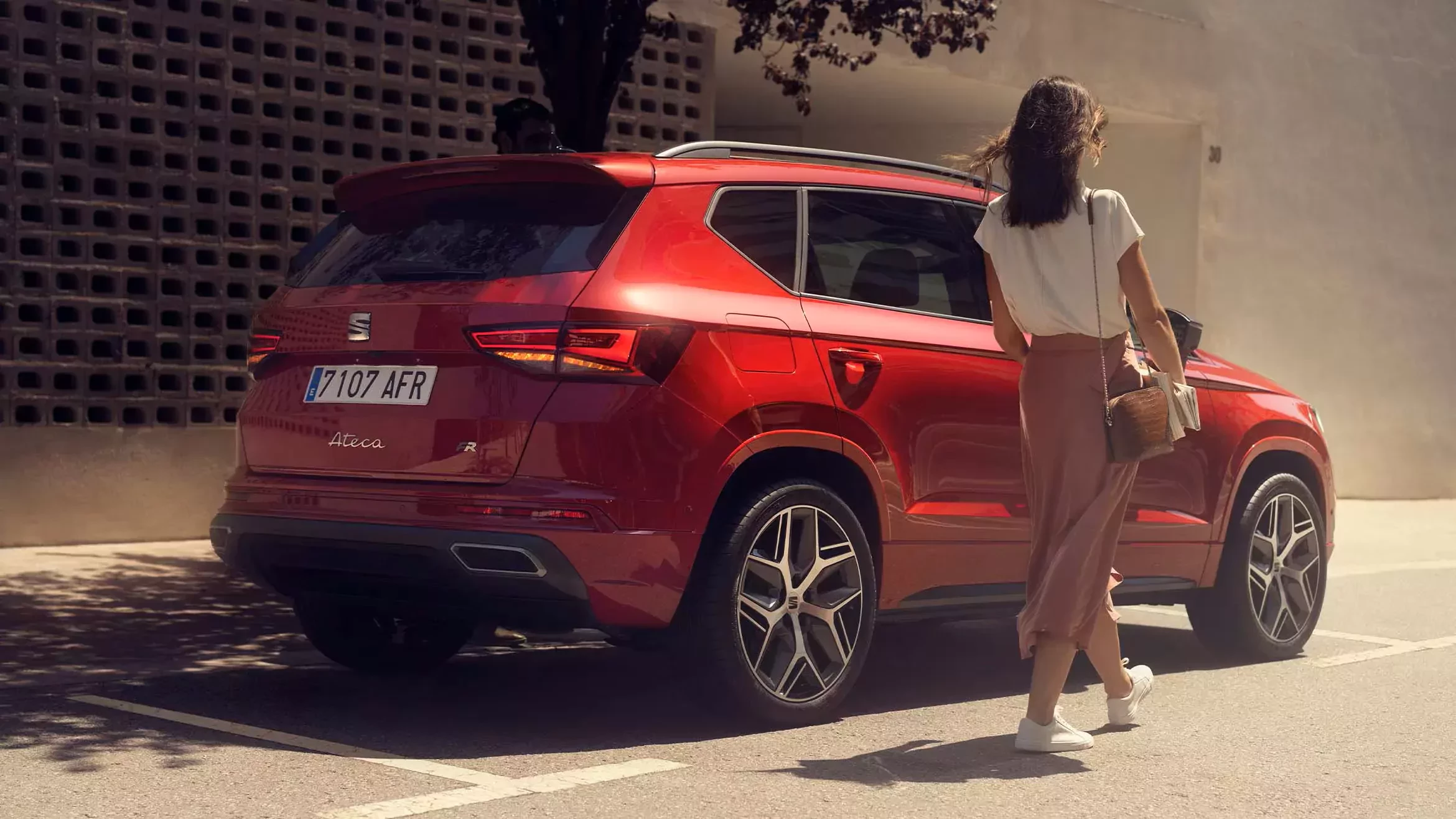 Seat-Ateca-velvet-red