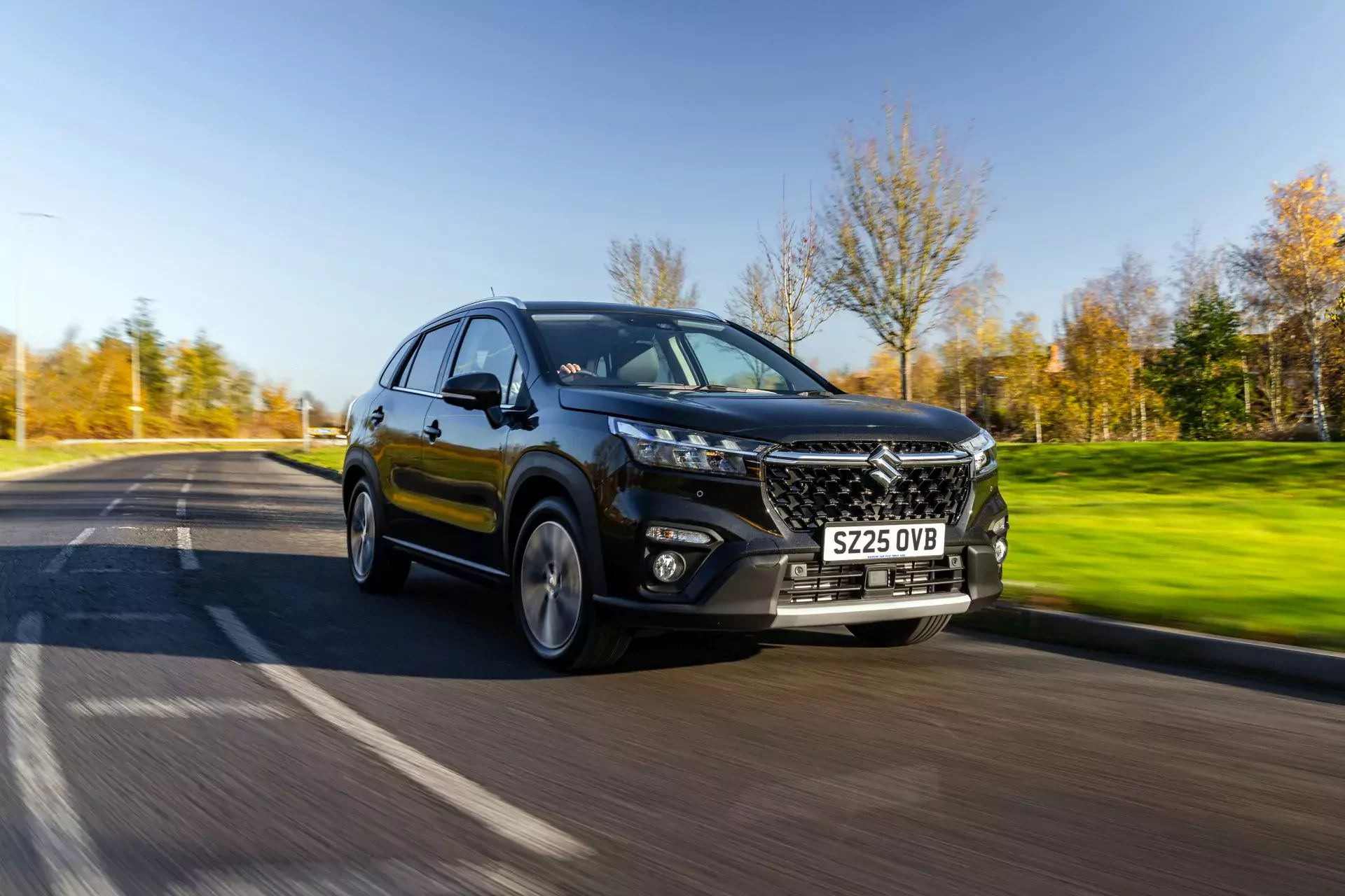Suzuki S-Cross SUV silnik cena spalanie moc osiagi nowy używany