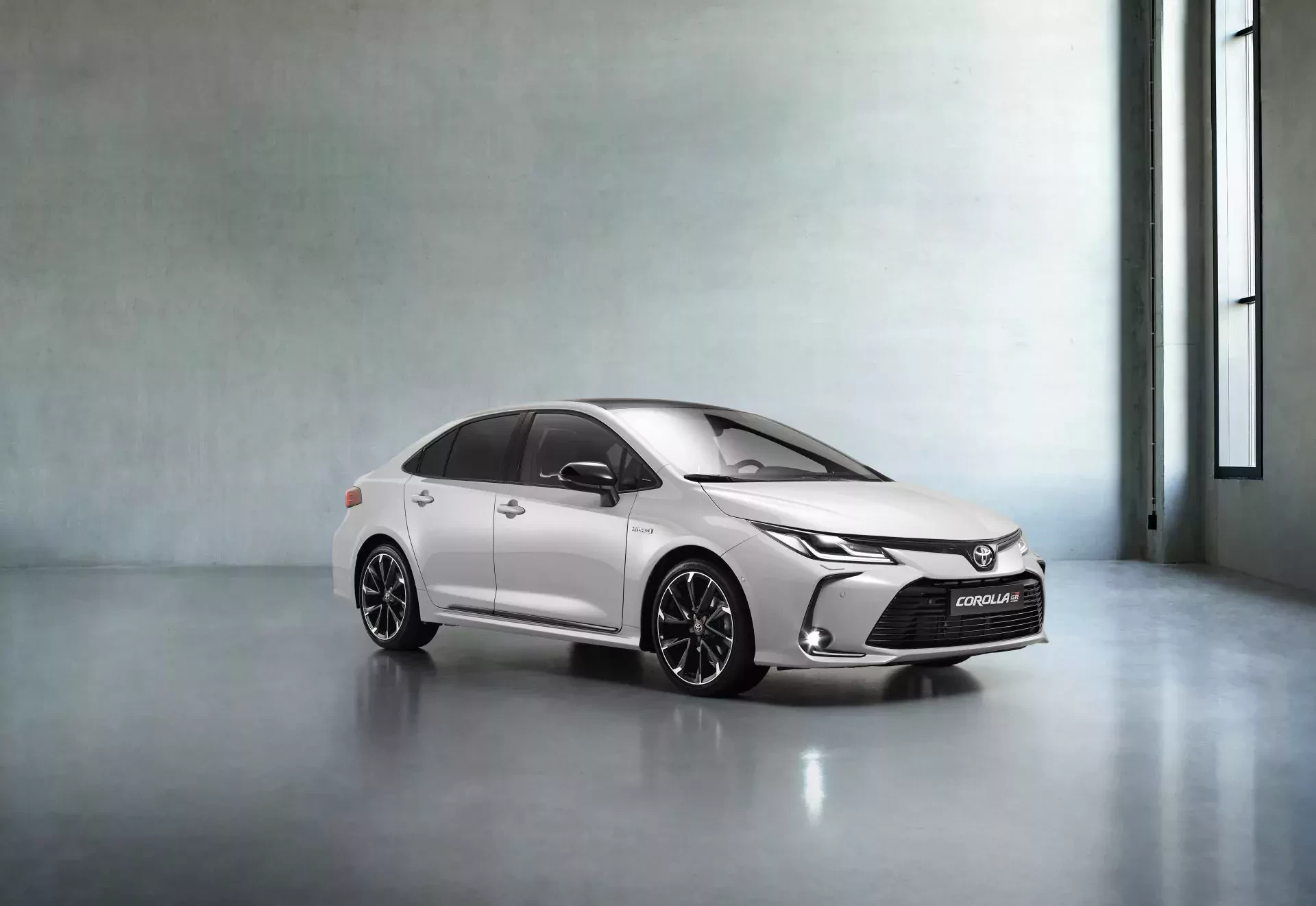 Toyota Corolla jedenasta 11 generacja 1.6 valvematic silnik moc opinie spalanie używany