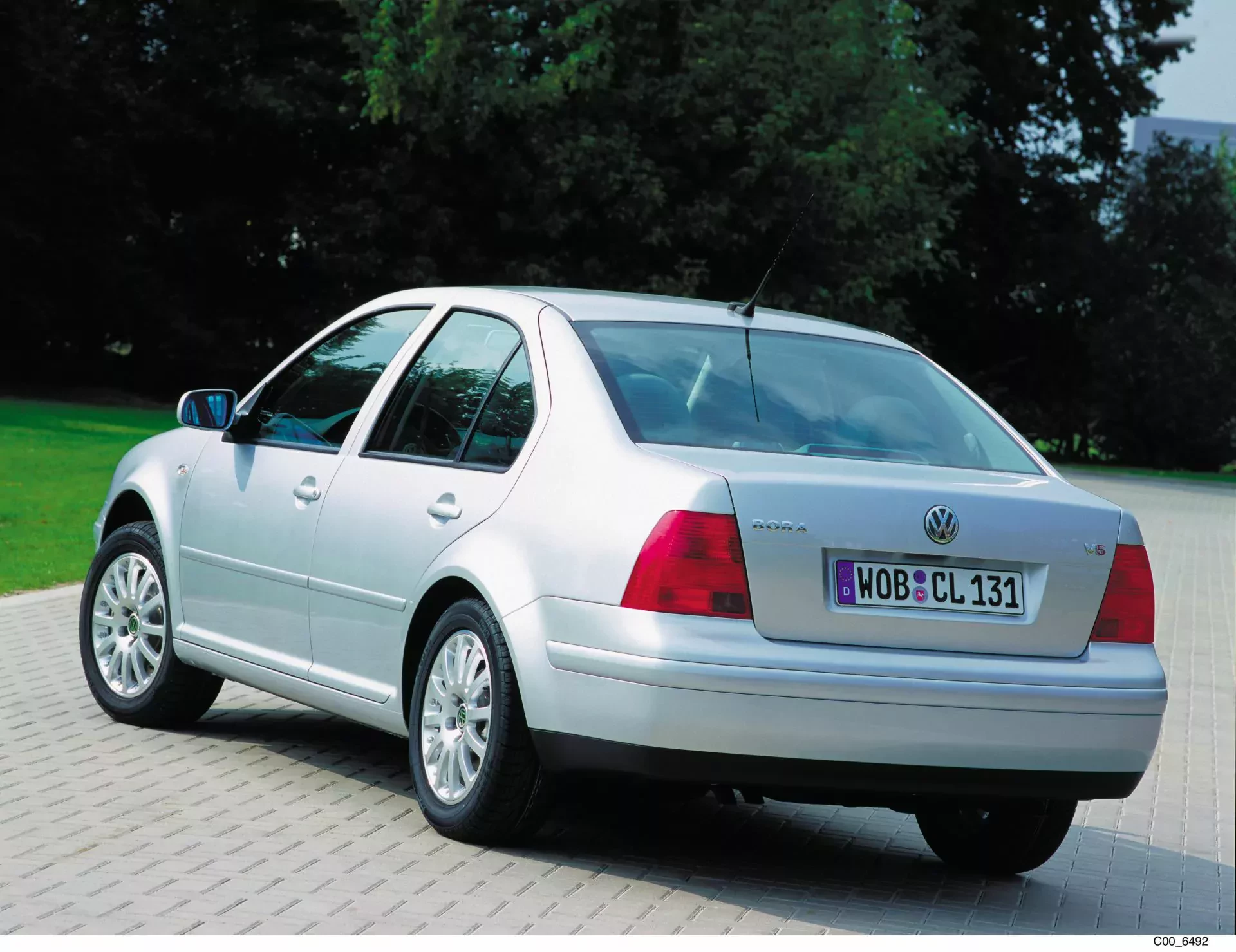 Volkswagen Bora cena ceny używany silniki spalanie moc osiągi 4motion