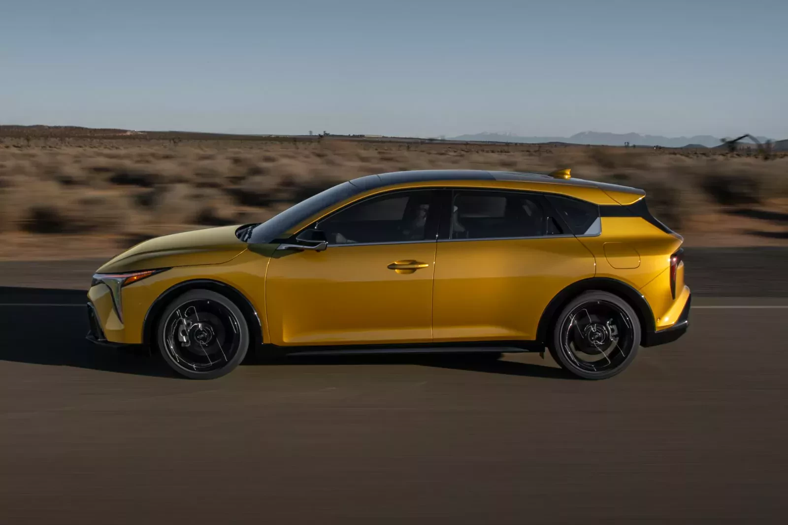 kia-k4-kombi-sedan-europa