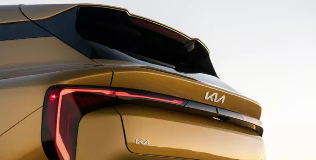 kia-k4-kombi-sedan-europa
